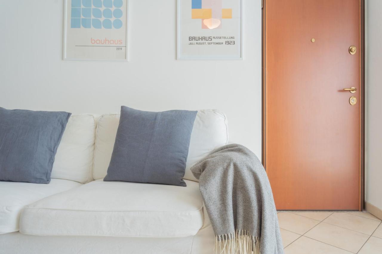Blue Bliss Apartment By Rent All Como Colonno Ngoại thất bức ảnh